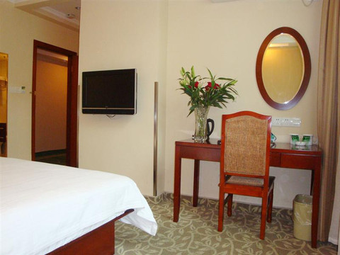 遇站南城旧梦酒店（上海奉贤南桥店)主图