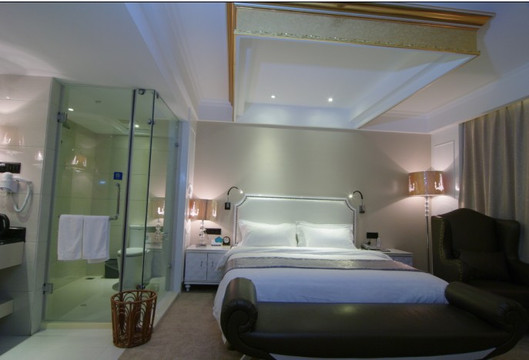 枫丹白露国际酒店主图