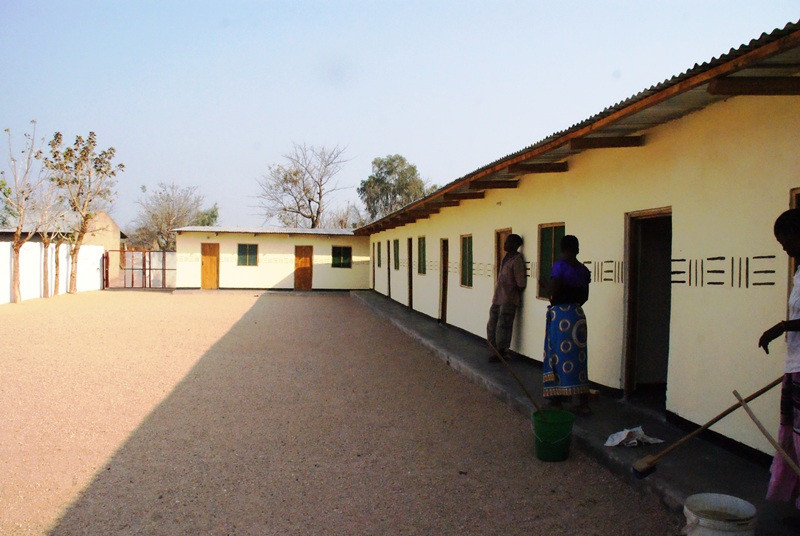 Mudzi Lodge