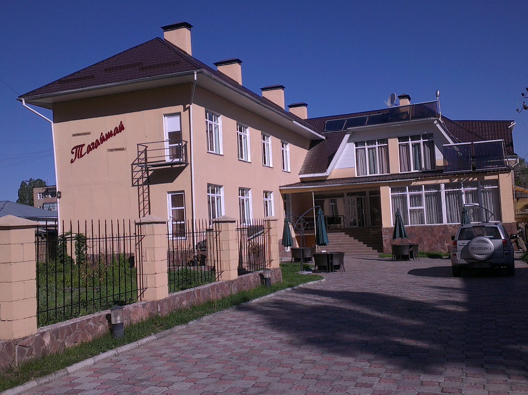 Saty酒店住宿-Tagaytay Karakol Hotel