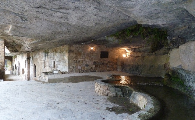 Sant Miquel del Fai Monastery景点图片