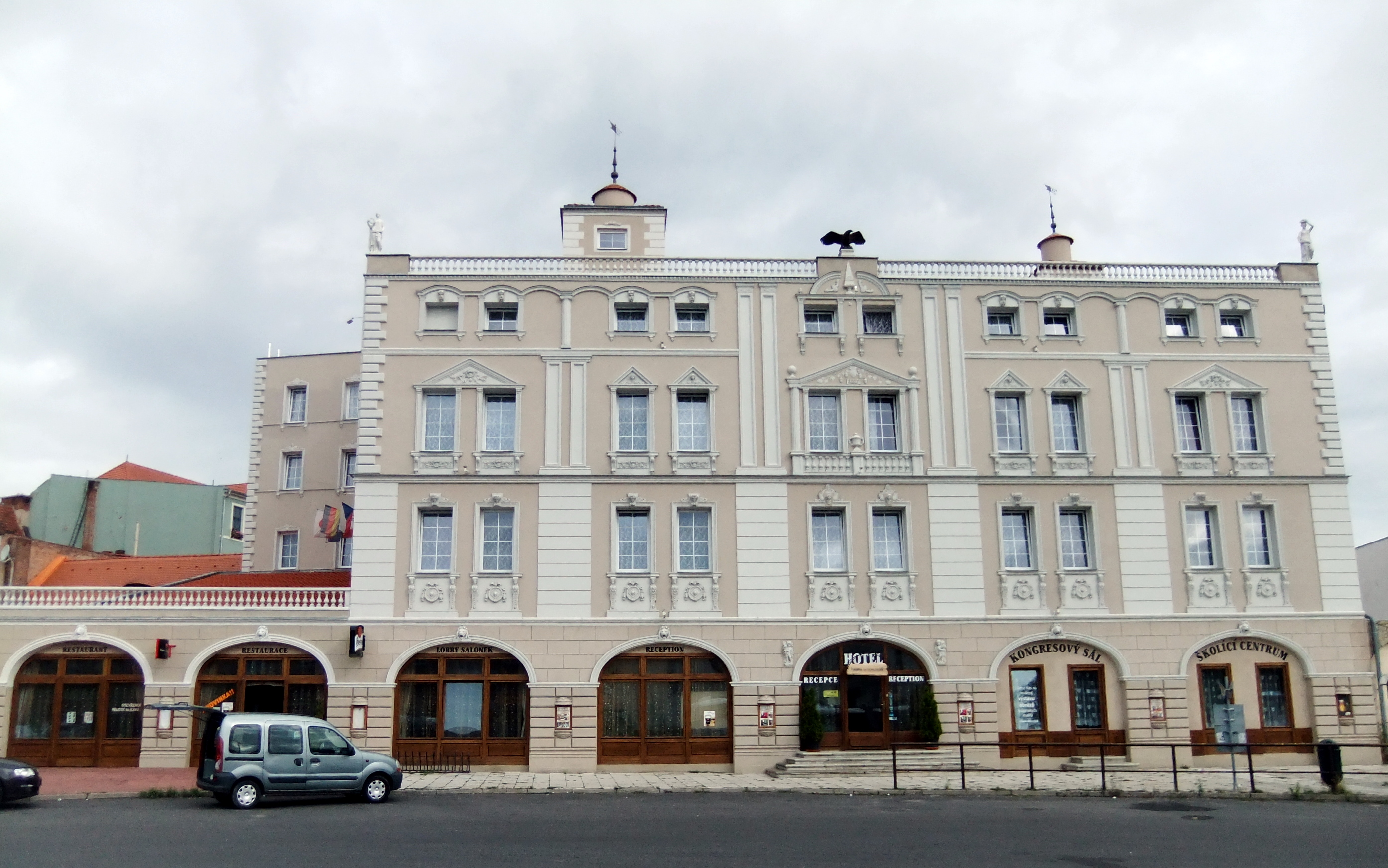 Hotel Cerny Orel-浴室