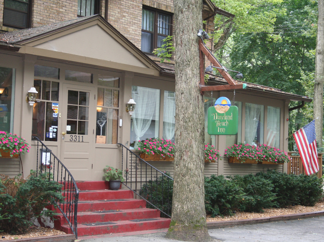 Duneland Beach Inn