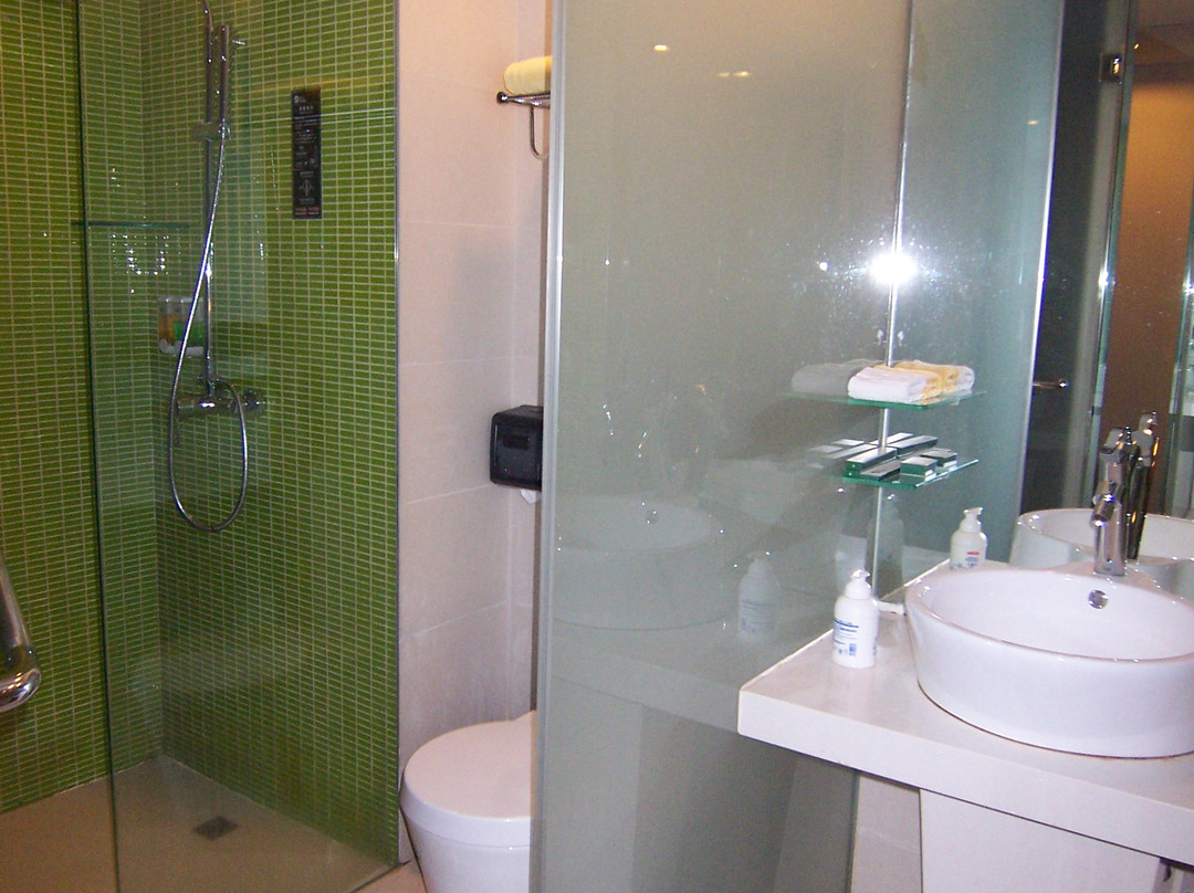 东方山水酒店深圳机场店主图