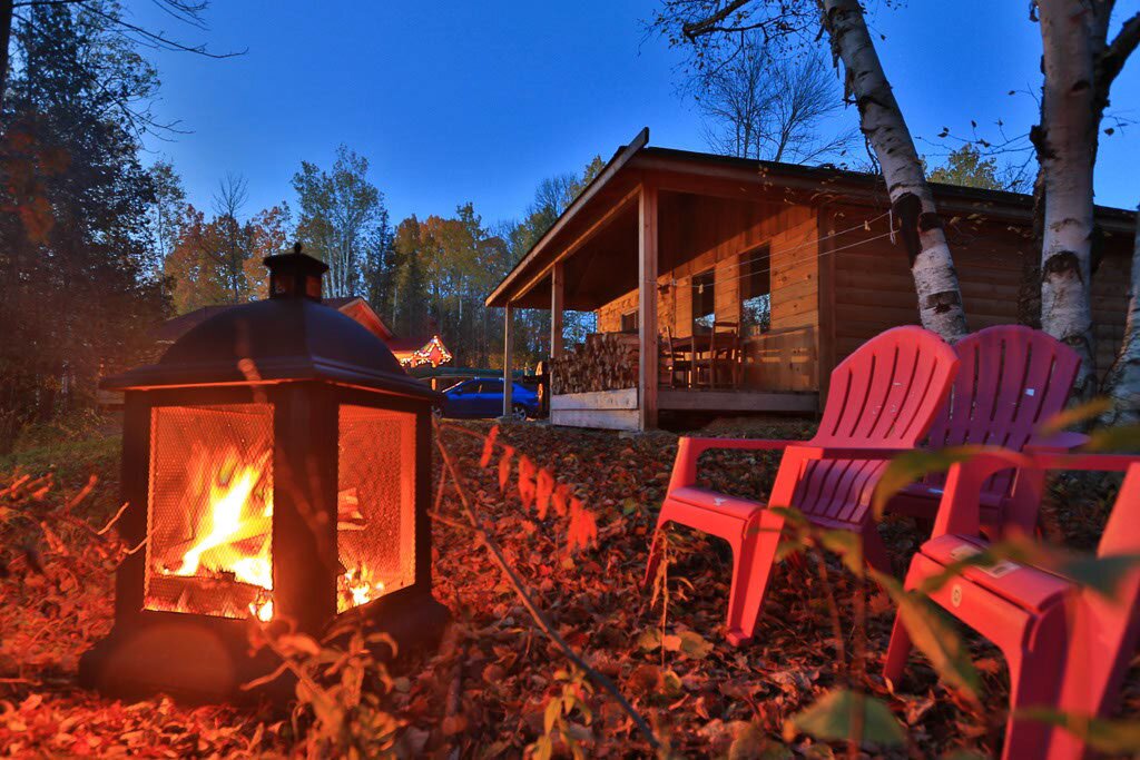 Lakepoint Cottage Resort-官方