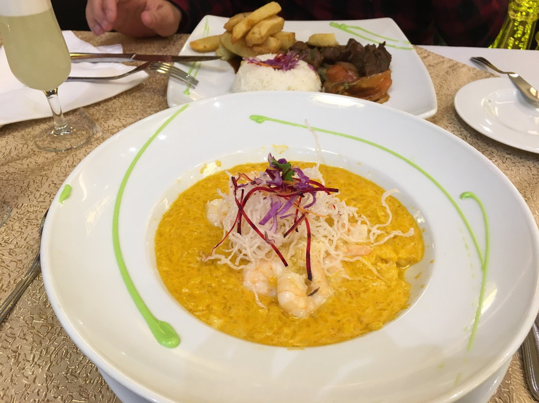 Linares餐馆和美食-Lima Oriental
