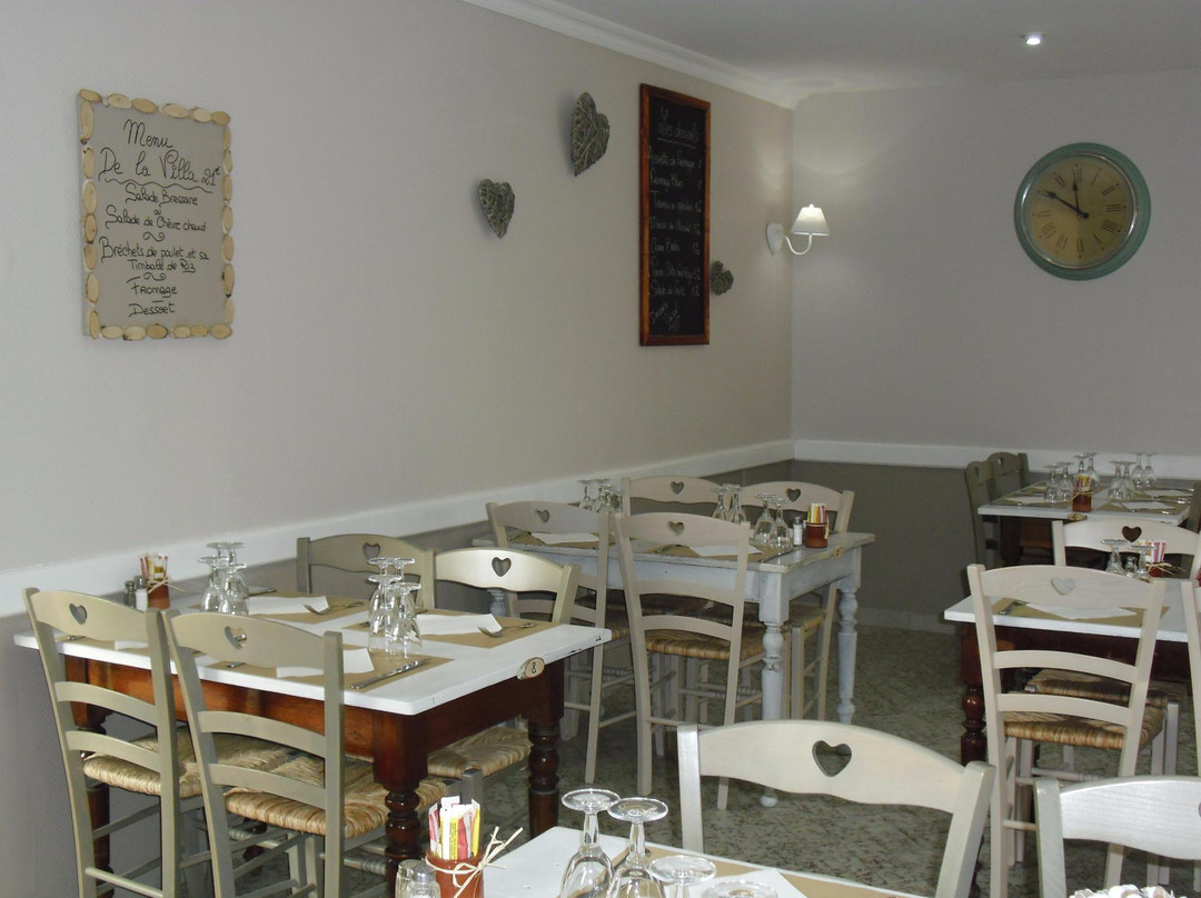 Pont-de-Veyle餐馆和美食-La Villa Bressane