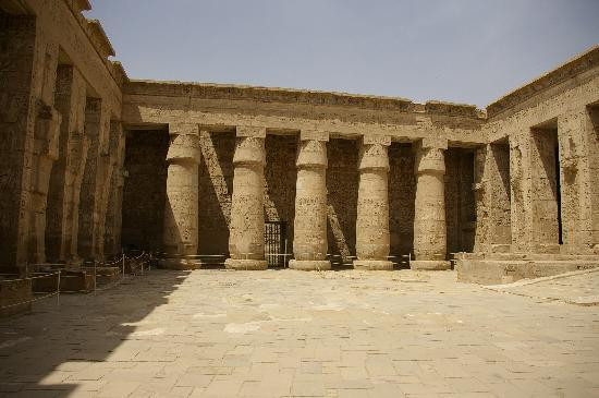 哈布城神殿-Al Bairat必去景点