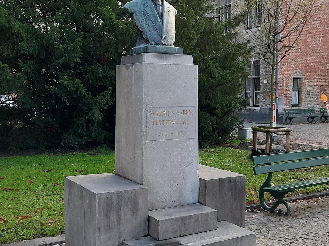 Maurits Sabbe Monument-布鲁日必去景点