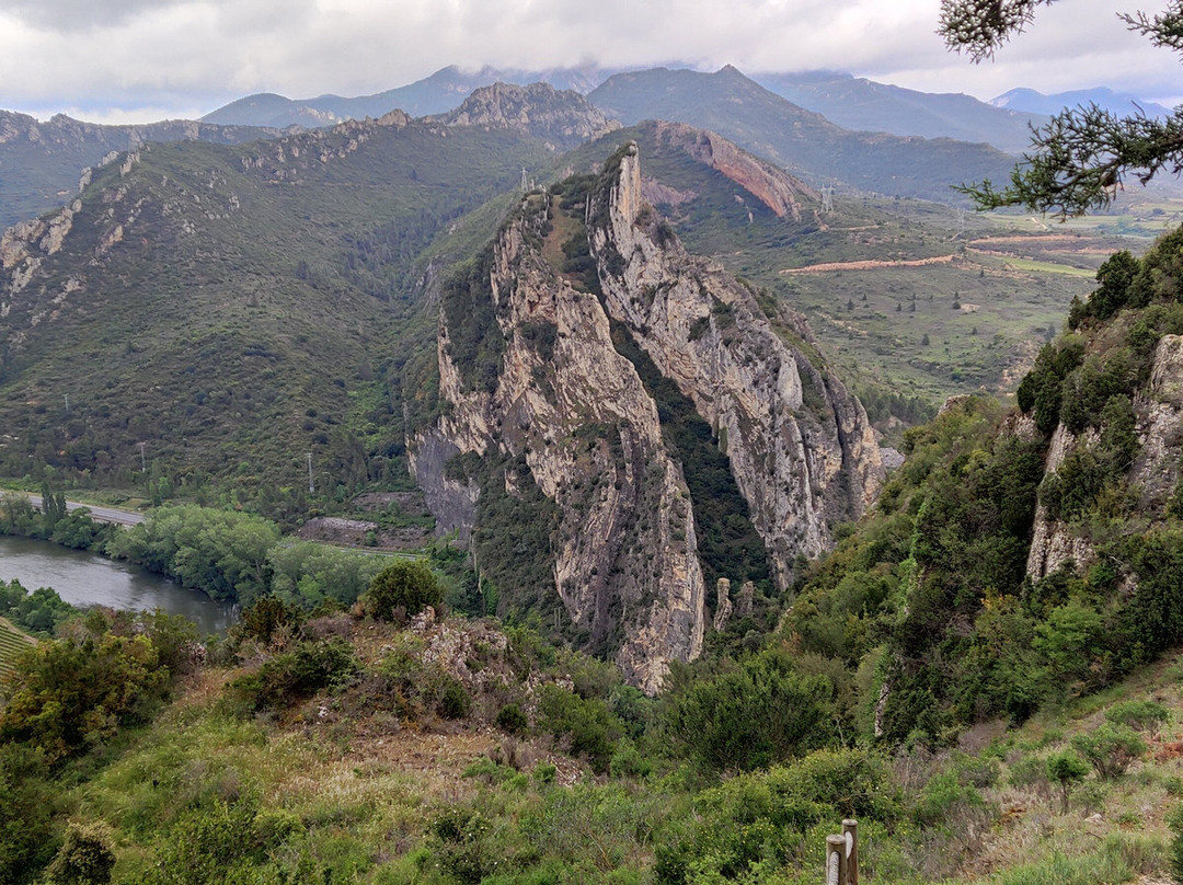 Ermita de San Felices de Bilibio-哈罗必去景点