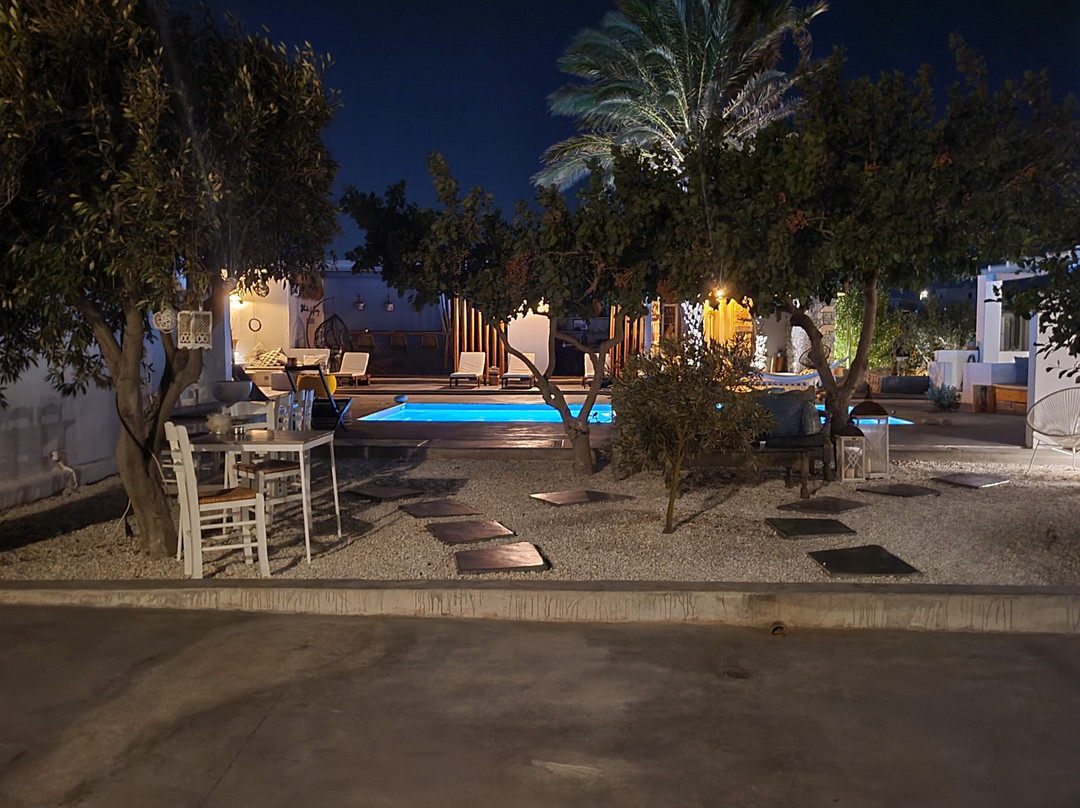 White and Grey主图