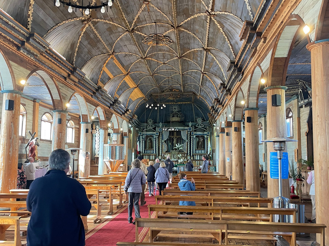 Iglesia de Santa María de Loreto-Achao必去景点