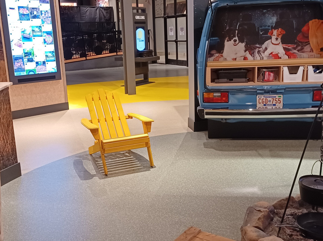 Lodge Cast Iron Factory Store - Pigeon Forge-皮金福奇必去景点