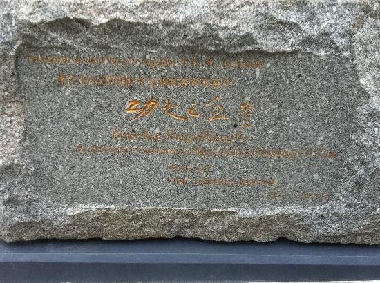 Bruce Lee Statue景点图片