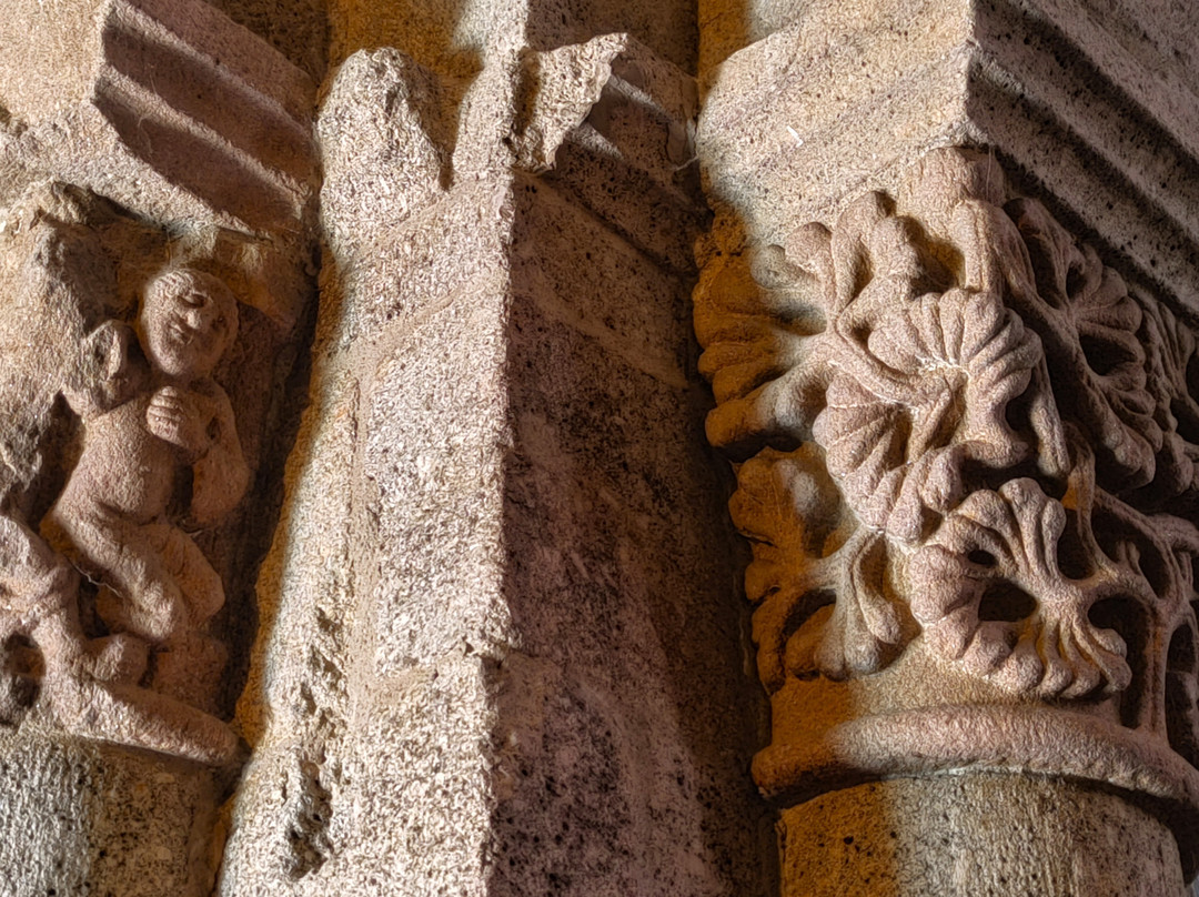 Abbatiale de Saint Léger景点图片
