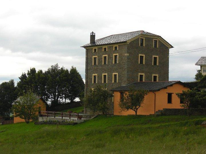 Casa de Aldea el Conceyu