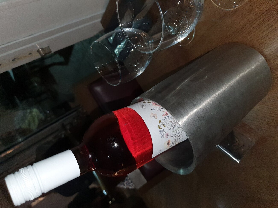 The Golden Ball Luxury Pods主图