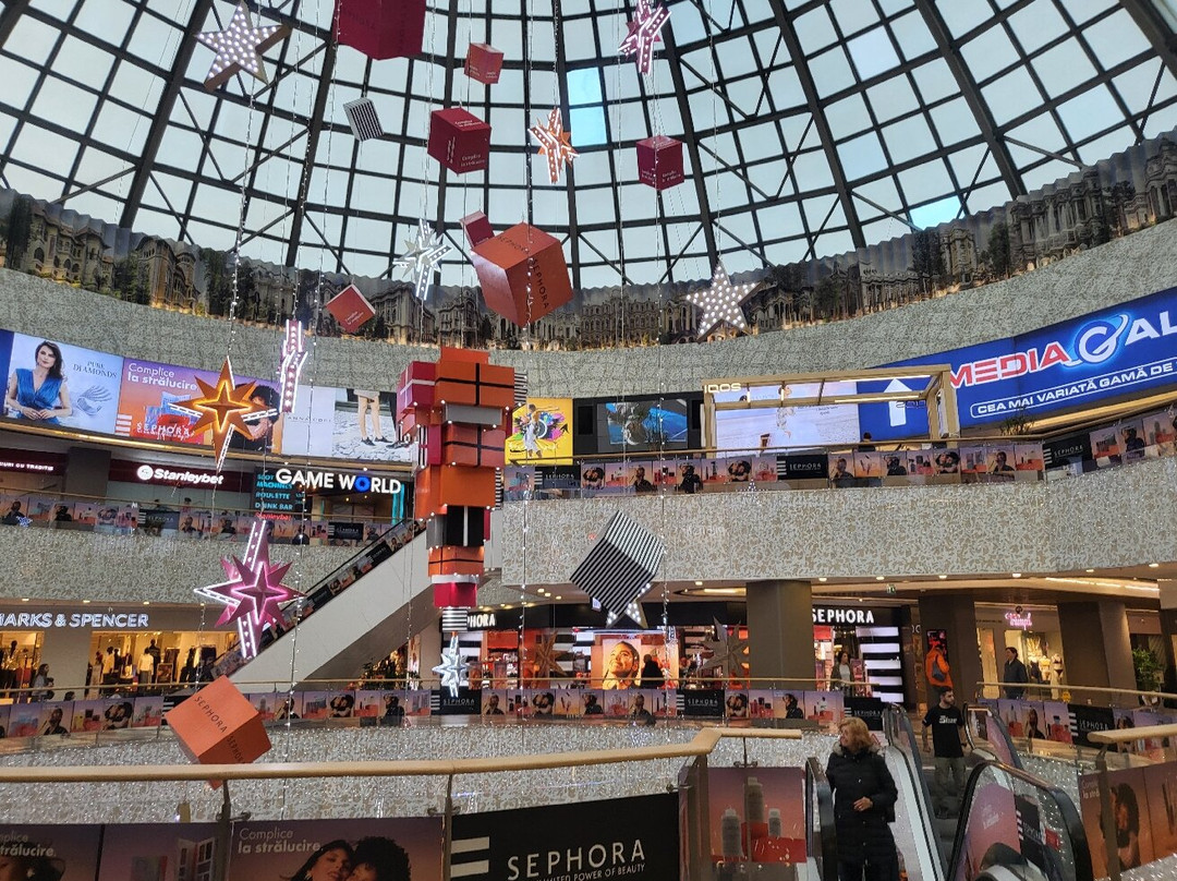 Sun Plaza Shopping Center-布加勒斯特必去景点