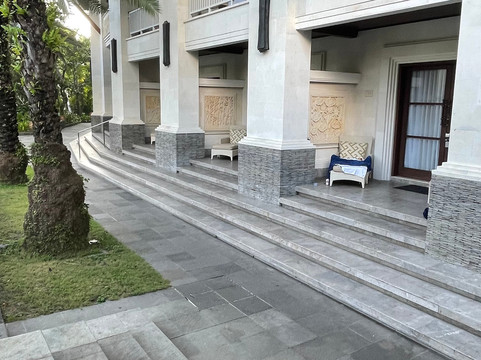 普日山特拉安海滩度假村及水疗中心主图