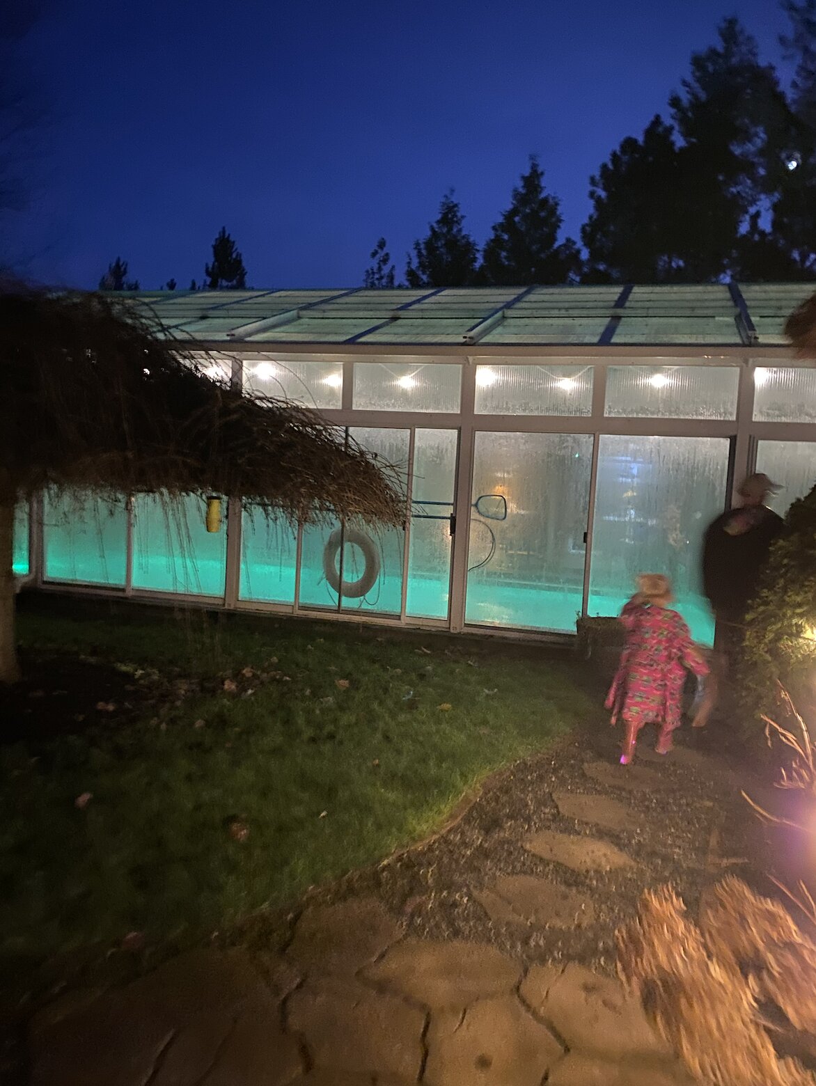 Sundara West B&B-泳池