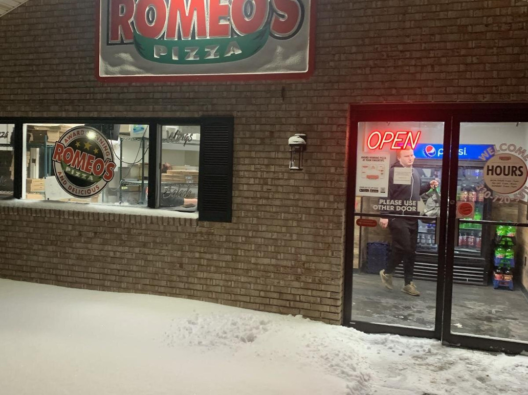 Romeo's Pizza