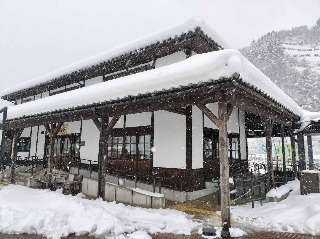 Echizen Tetsudo Katsuyama Station Main Building景点图片