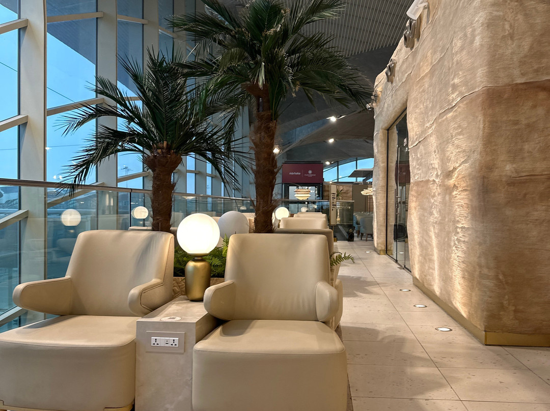 marhaba Plaza Premium Lounge (Departures)景点图片