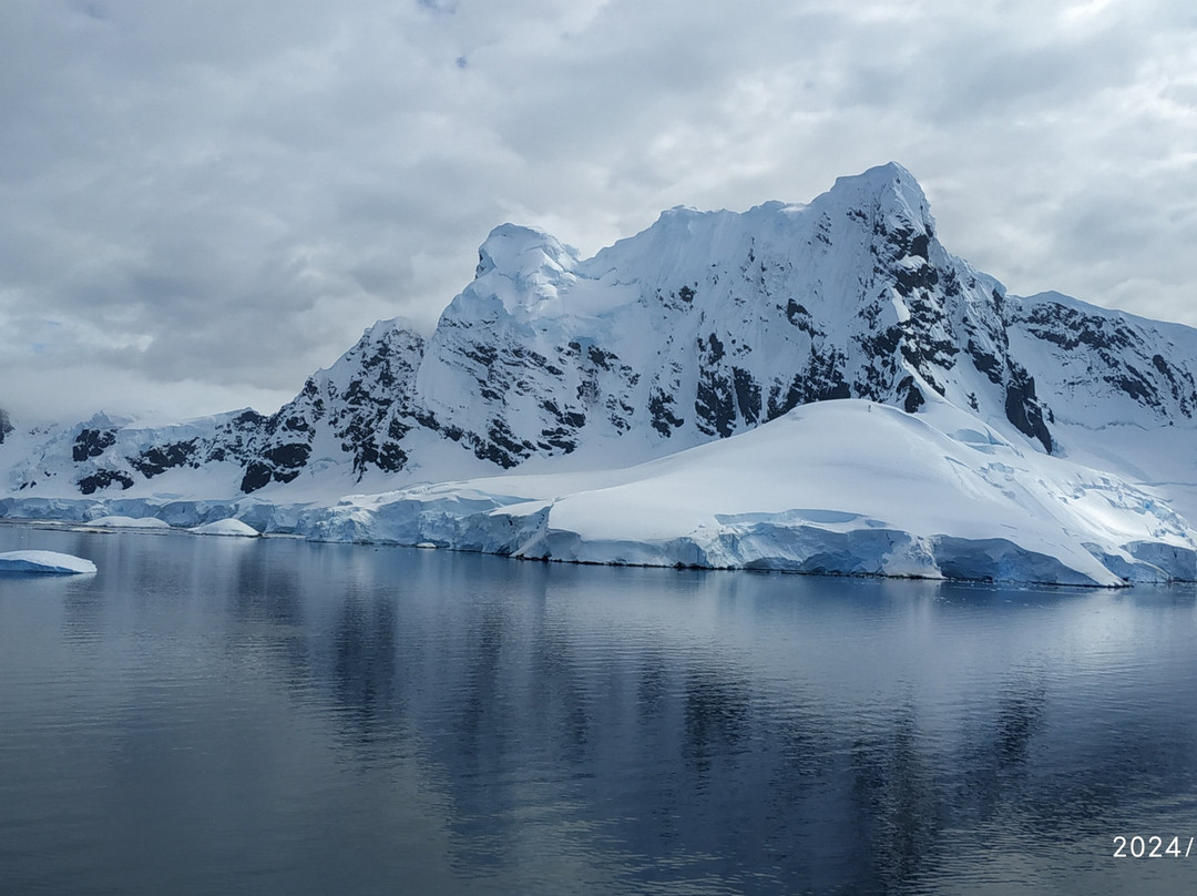 Bahia Paraiso-Antarctic Peninsula必去景点