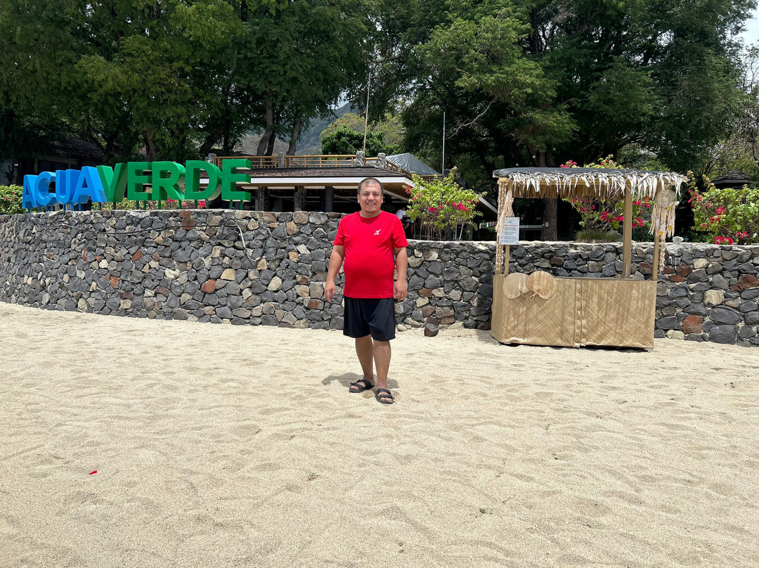 奥库瓦维德海滩度假村酒店主图