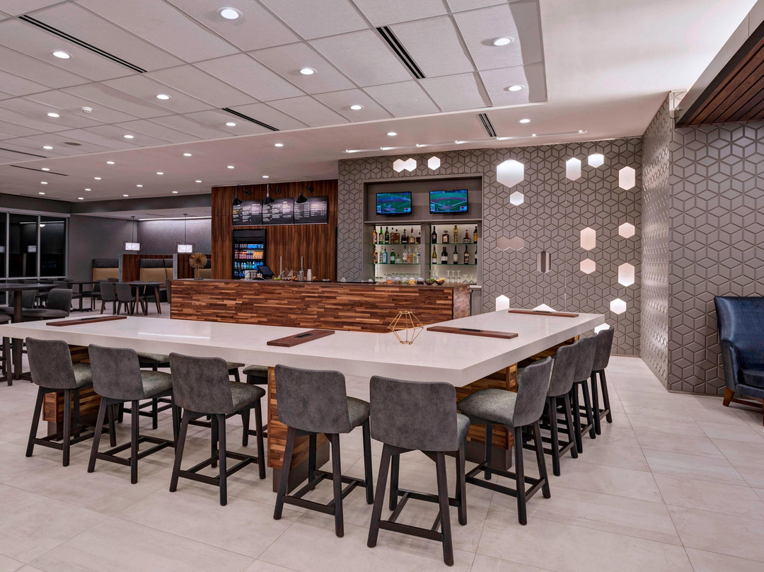 舒格兰酒店住宿-Courtyard Houston Sugar Land/Lake Pointe