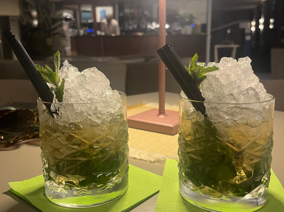 Navene酒店住宿-Wind Hotel
