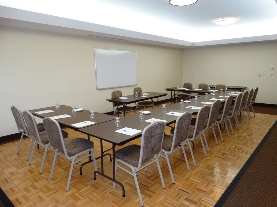 Amsterdam Inn & Suites, Ascend Hotel Collection主图