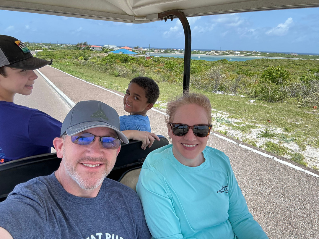 Wet Money Tours & Rentals-Cockburn Town必去景点