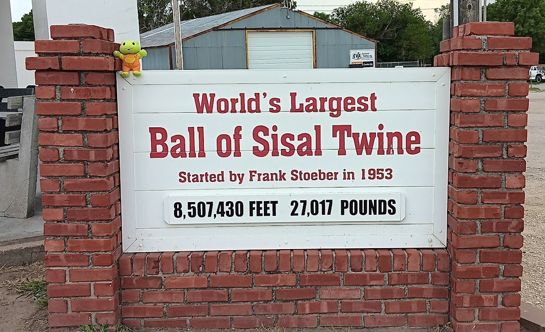 The World's Largest Ball of Sisal Twine景点图片