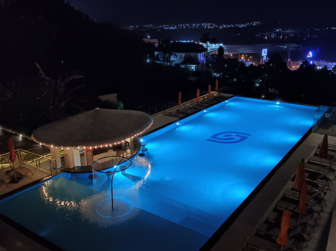 Hilltop Wellness Resort主图