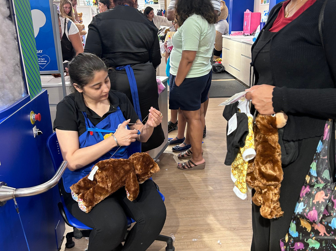 Square One Shopping Centre-米西索加必去景点