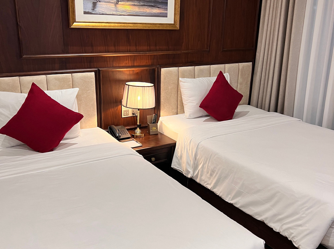 Golden Lotus Luxury Hotel主图