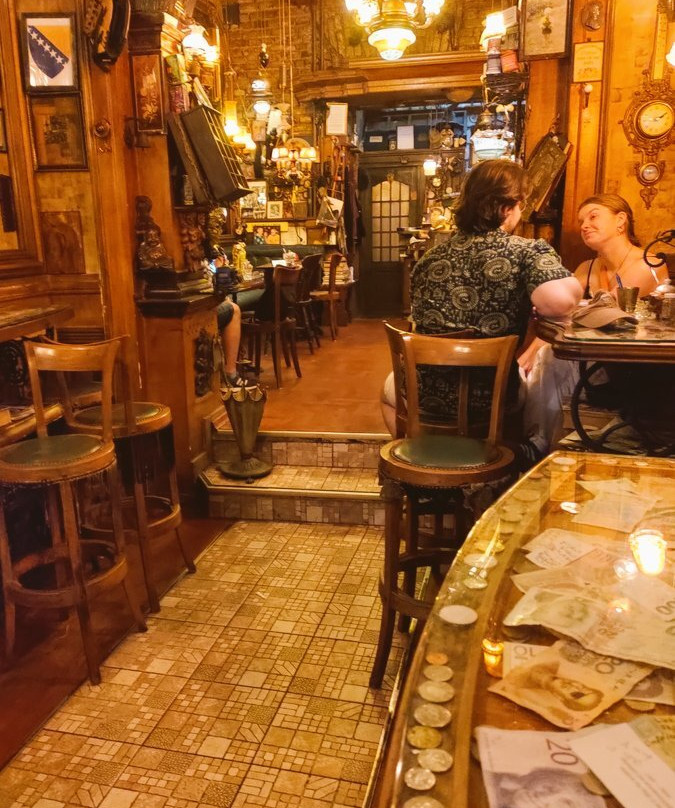 Zlatna Ribica-萨拉热窝必去景点