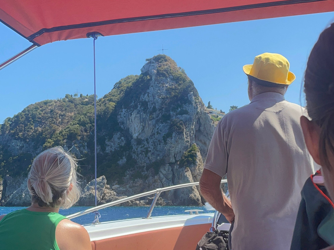 Sun Fun Club-Agios Georgios必去景点