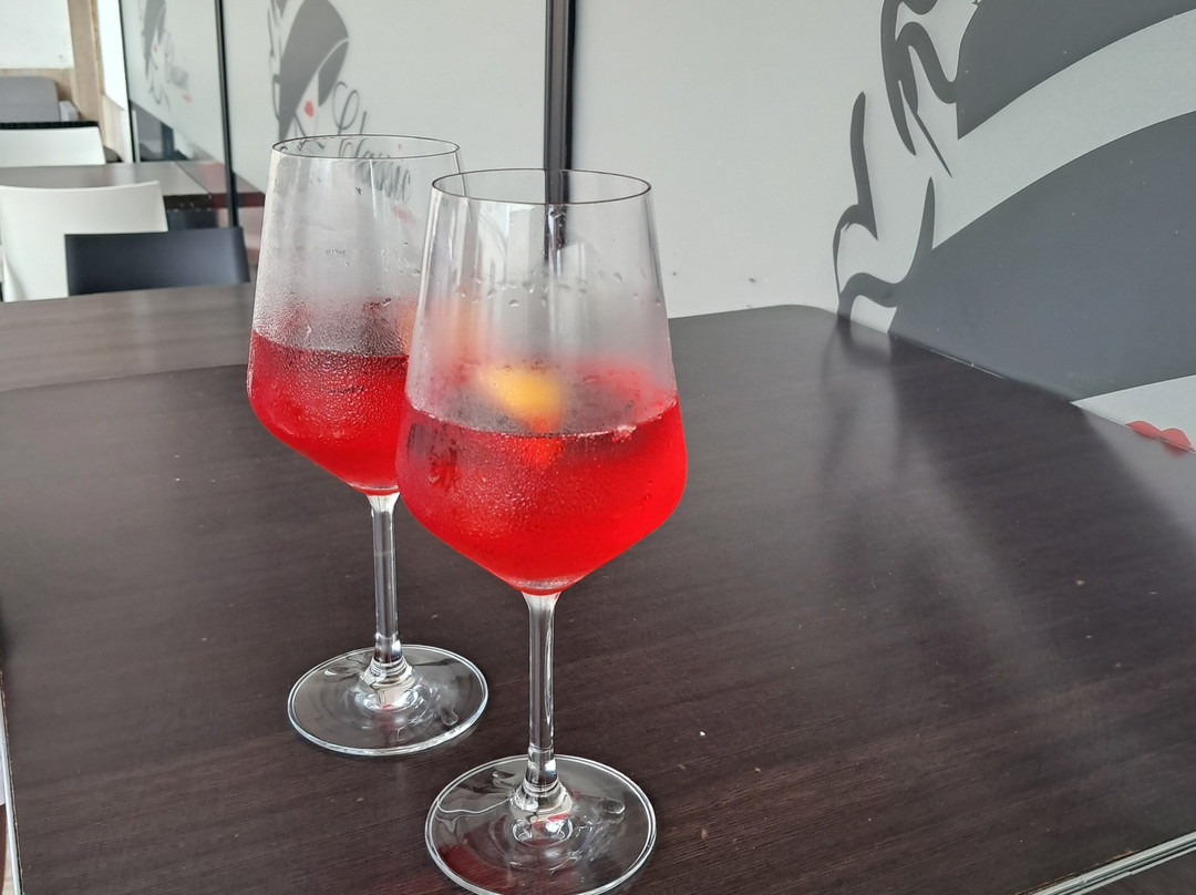 Classic Lounge Bar