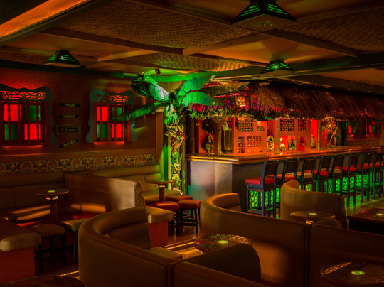 Portón Caldense Discoteca-卡利必去景点