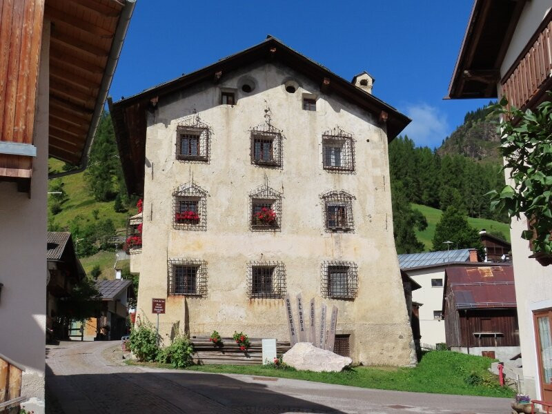 Istituto di Cultura Ladin - Cesa de Jan-Colle Santa Lucia必去景点