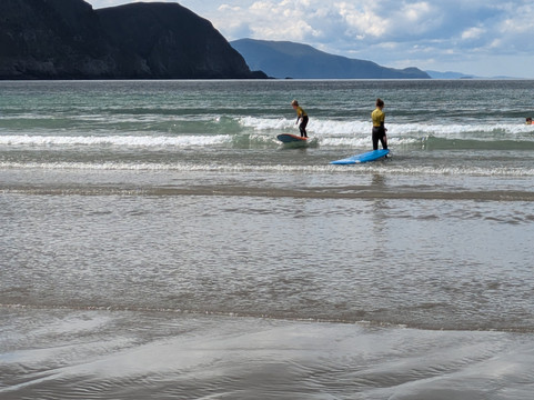Blackfield Surf School-Achill Island必去景点