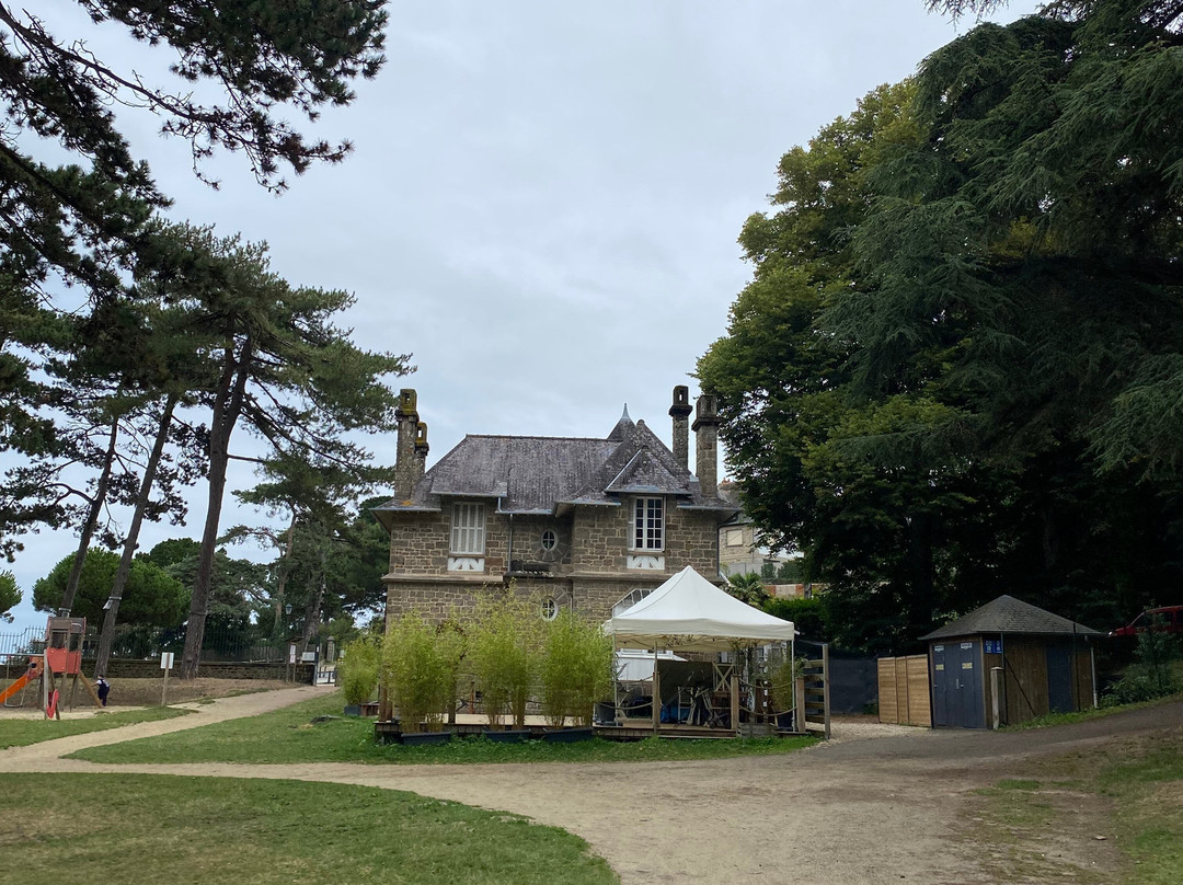 Parc de Port Breton景点图片