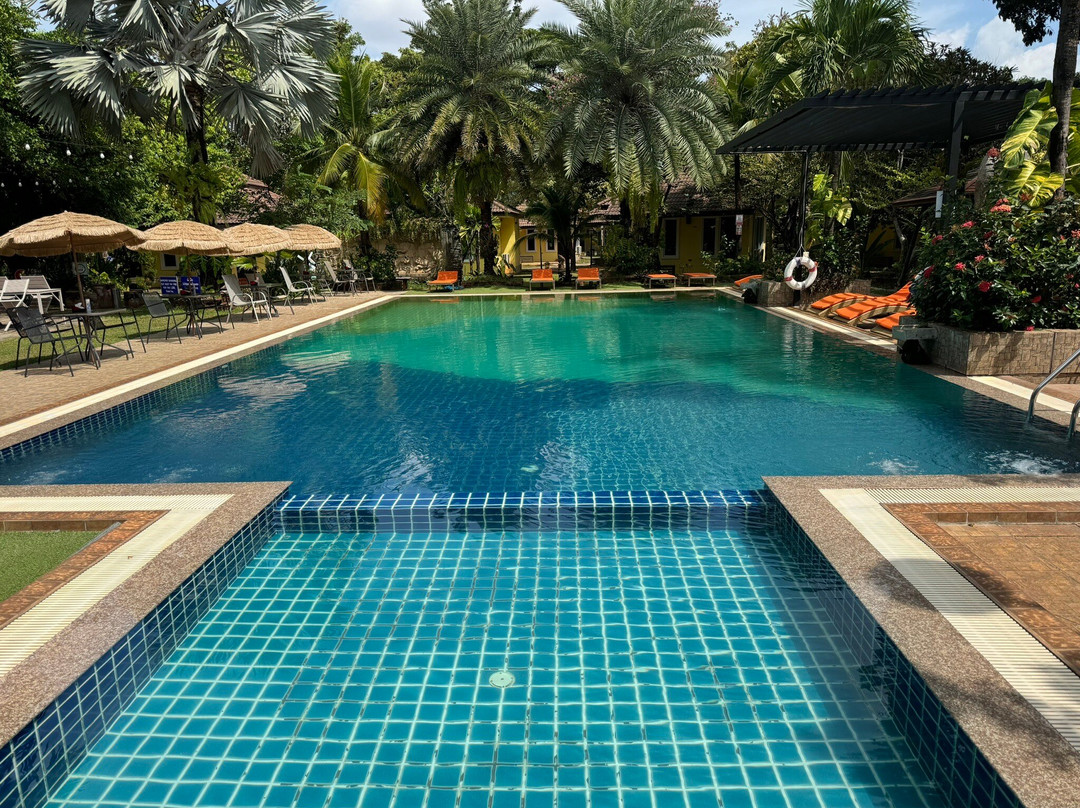 Park & Pool Resort主图