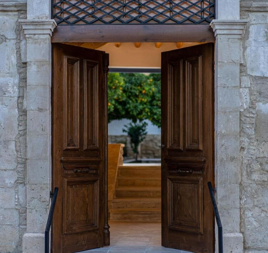 The Courtyard Episkopi Guest Houses