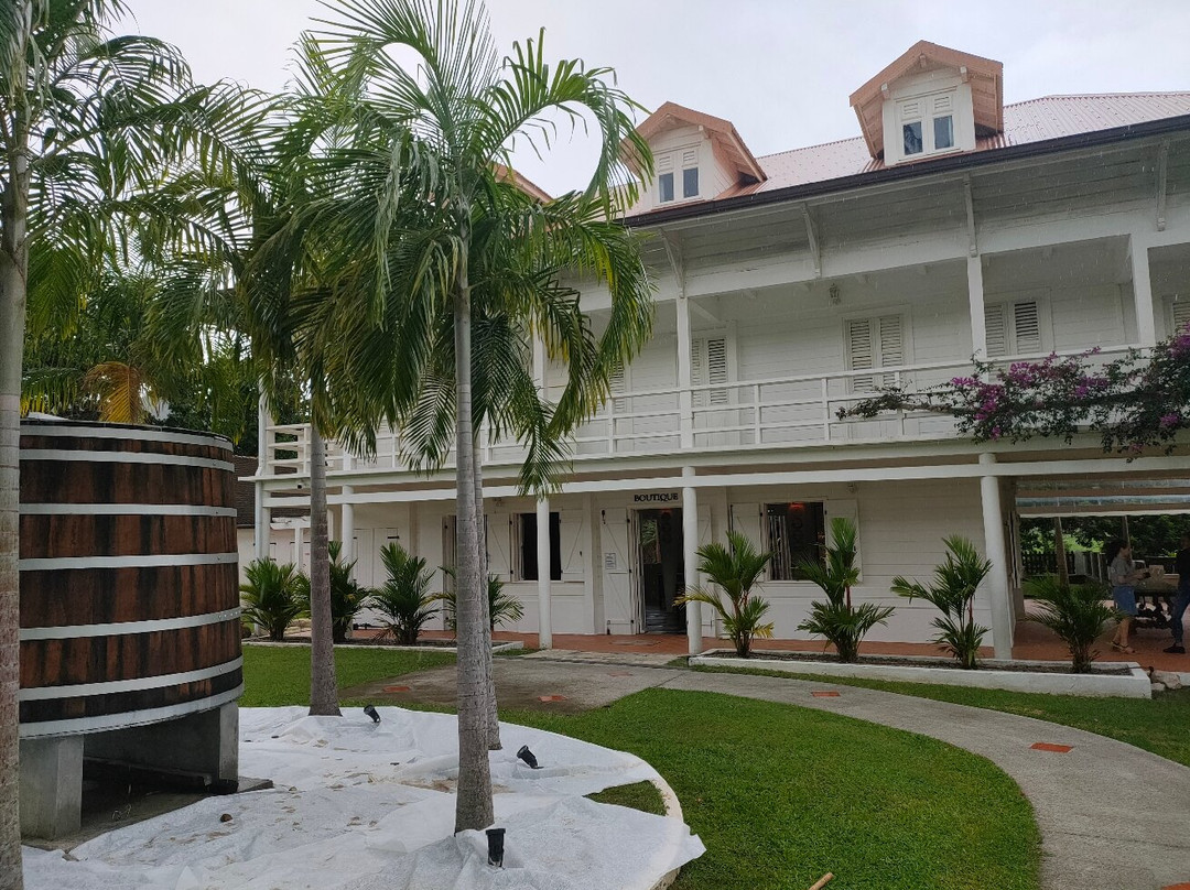 Distillerie BRAUD et QUENNESSON-Le Marin必去景点