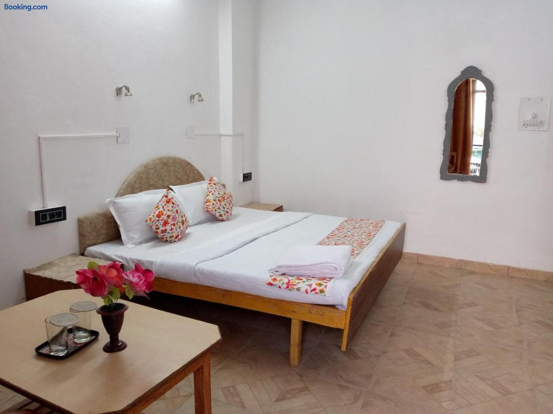Hotel Chaitanya Inn