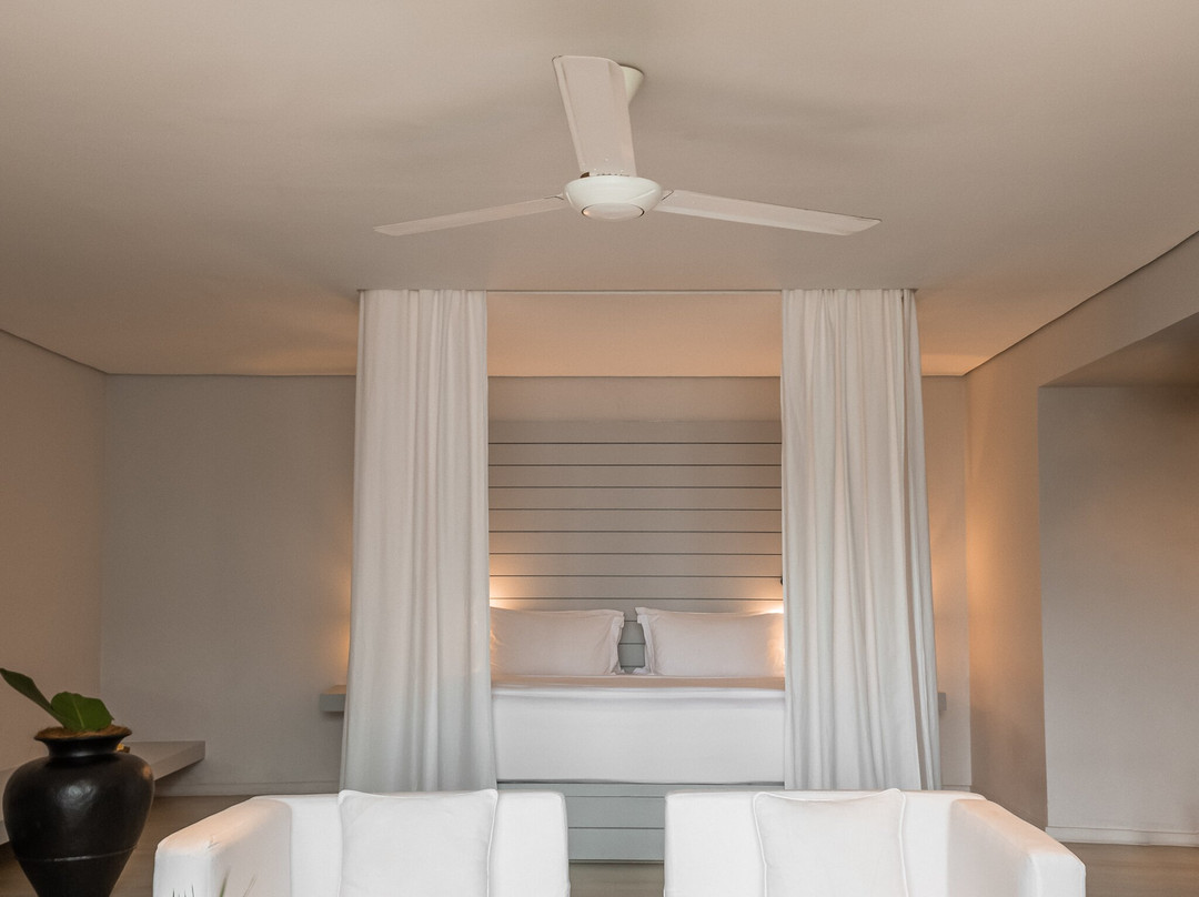 龙目岛小屋酒店主图