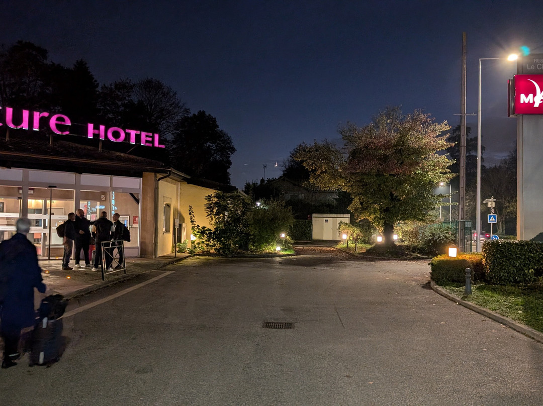 水星酒店布雷斯城堡村镇酒店主图